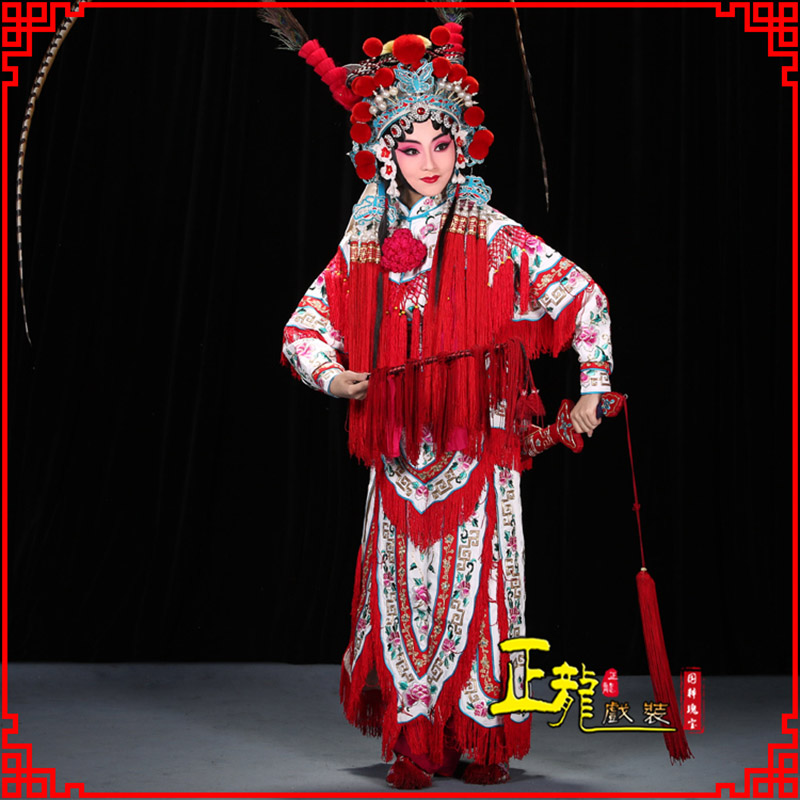 望谟刀马旦改容战父 软绉镶边女改良靠